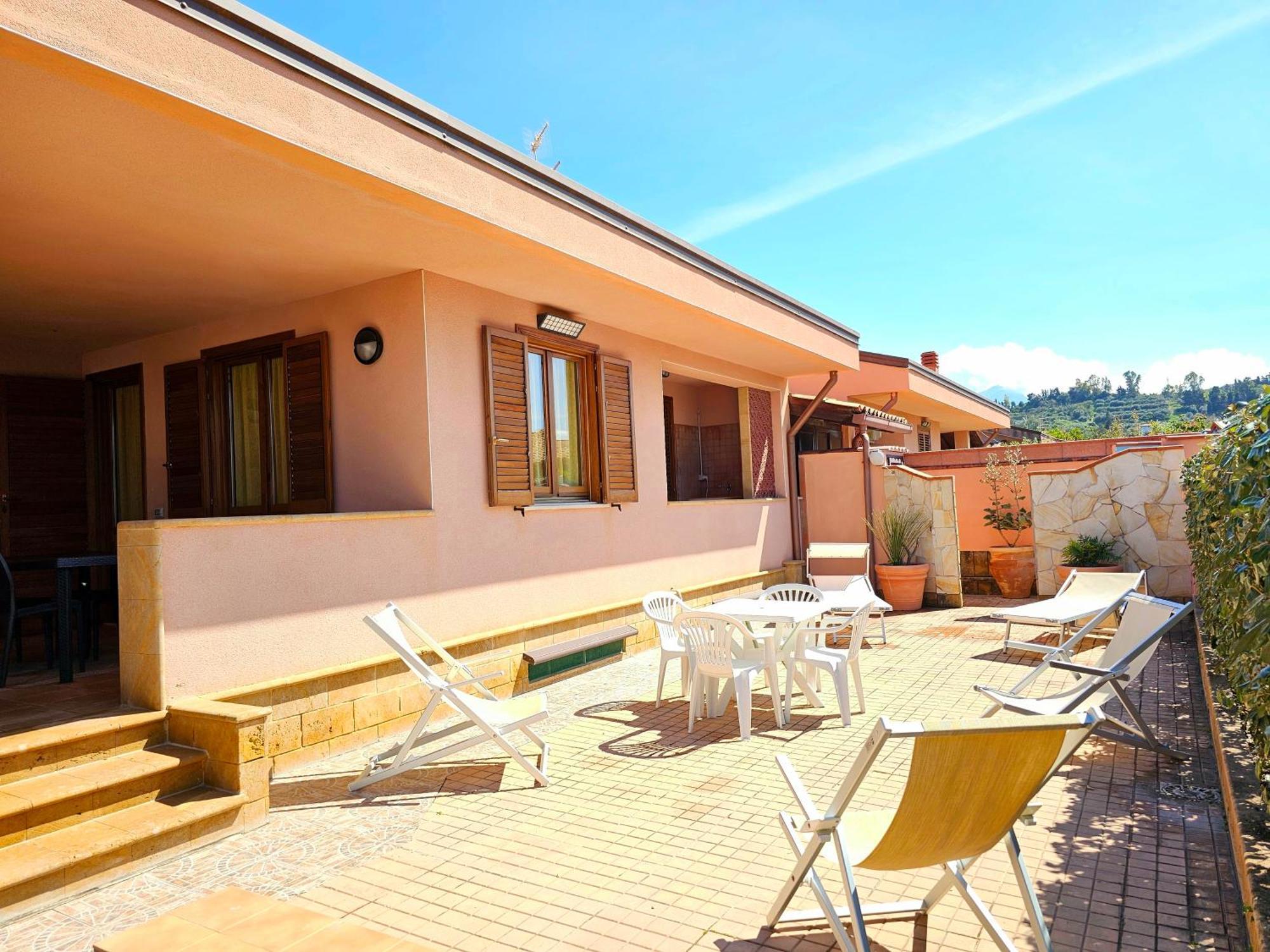 Costa Mediterranea Holiday Homes Campofelice Di Roccella Bagian luar foto