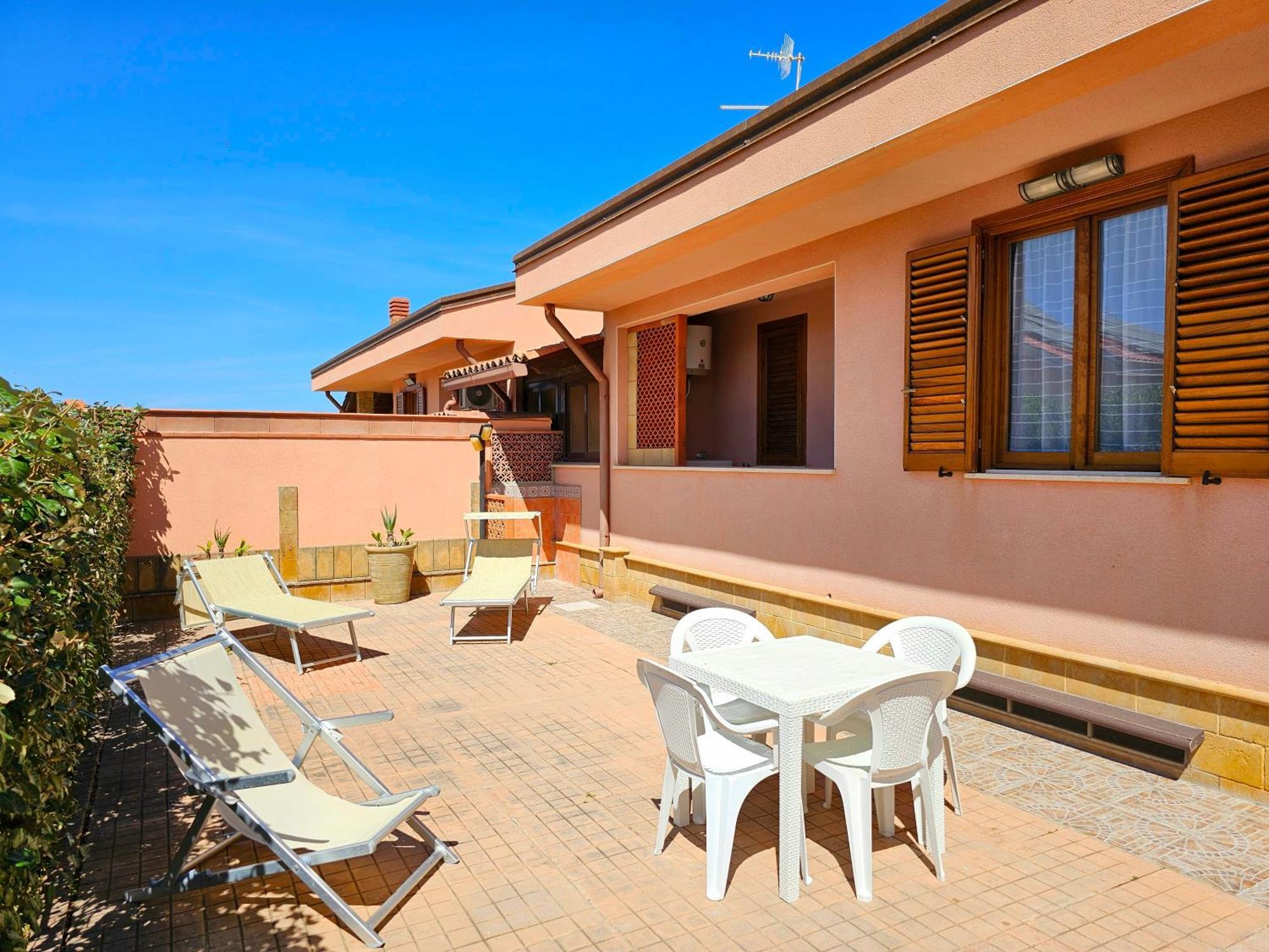 Costa Mediterranea Holiday Homes Campofelice Di Roccella Ruang foto