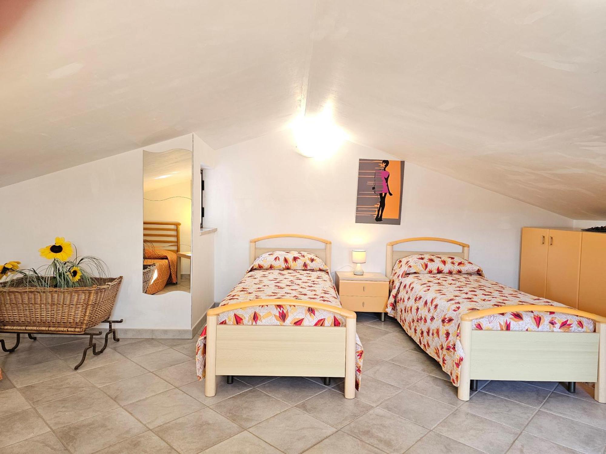 Costa Mediterranea Holiday Homes Campofelice Di Roccella Ruang foto