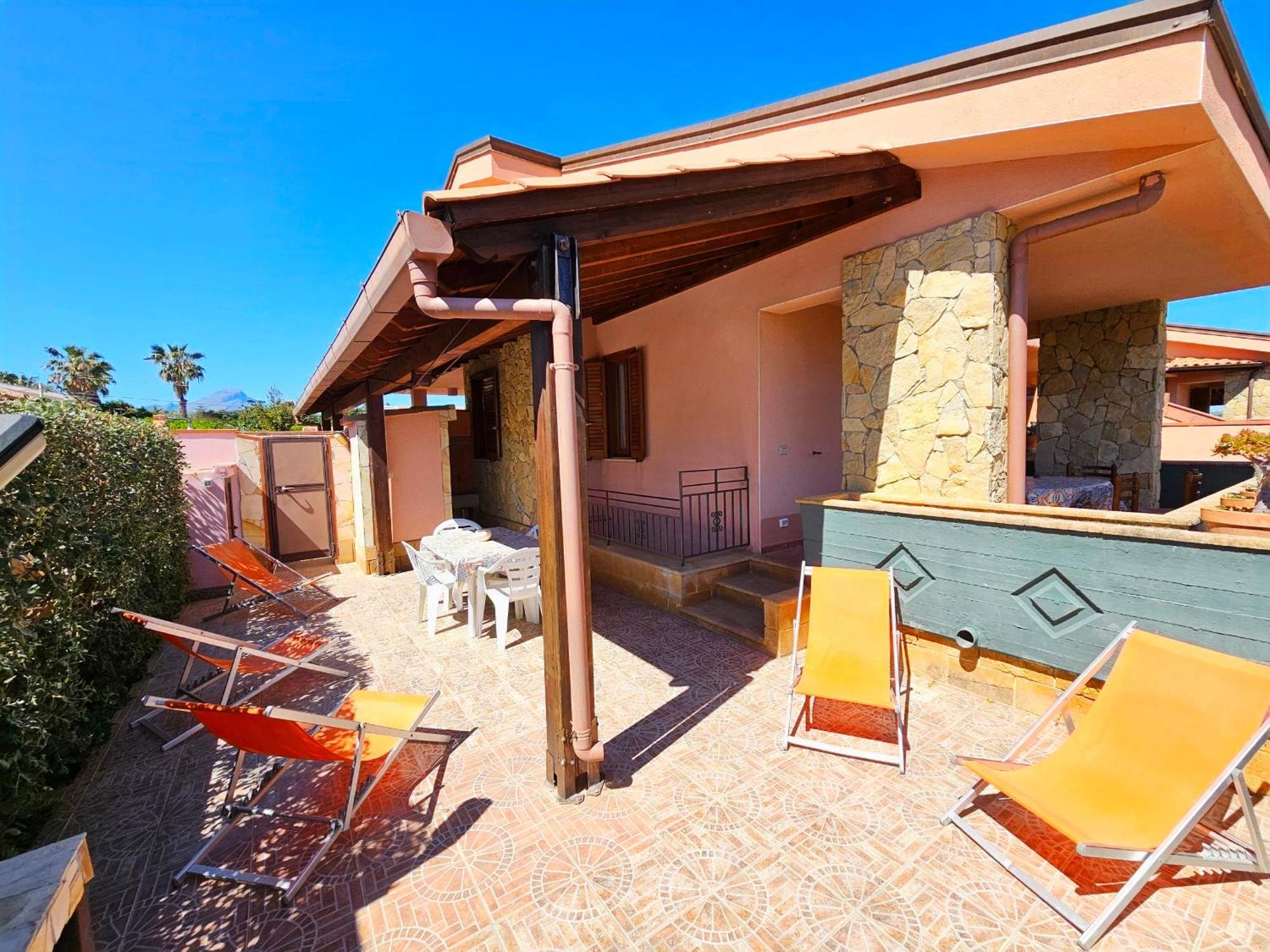 Costa Mediterranea Holiday Homes Campofelice Di Roccella Ruang foto