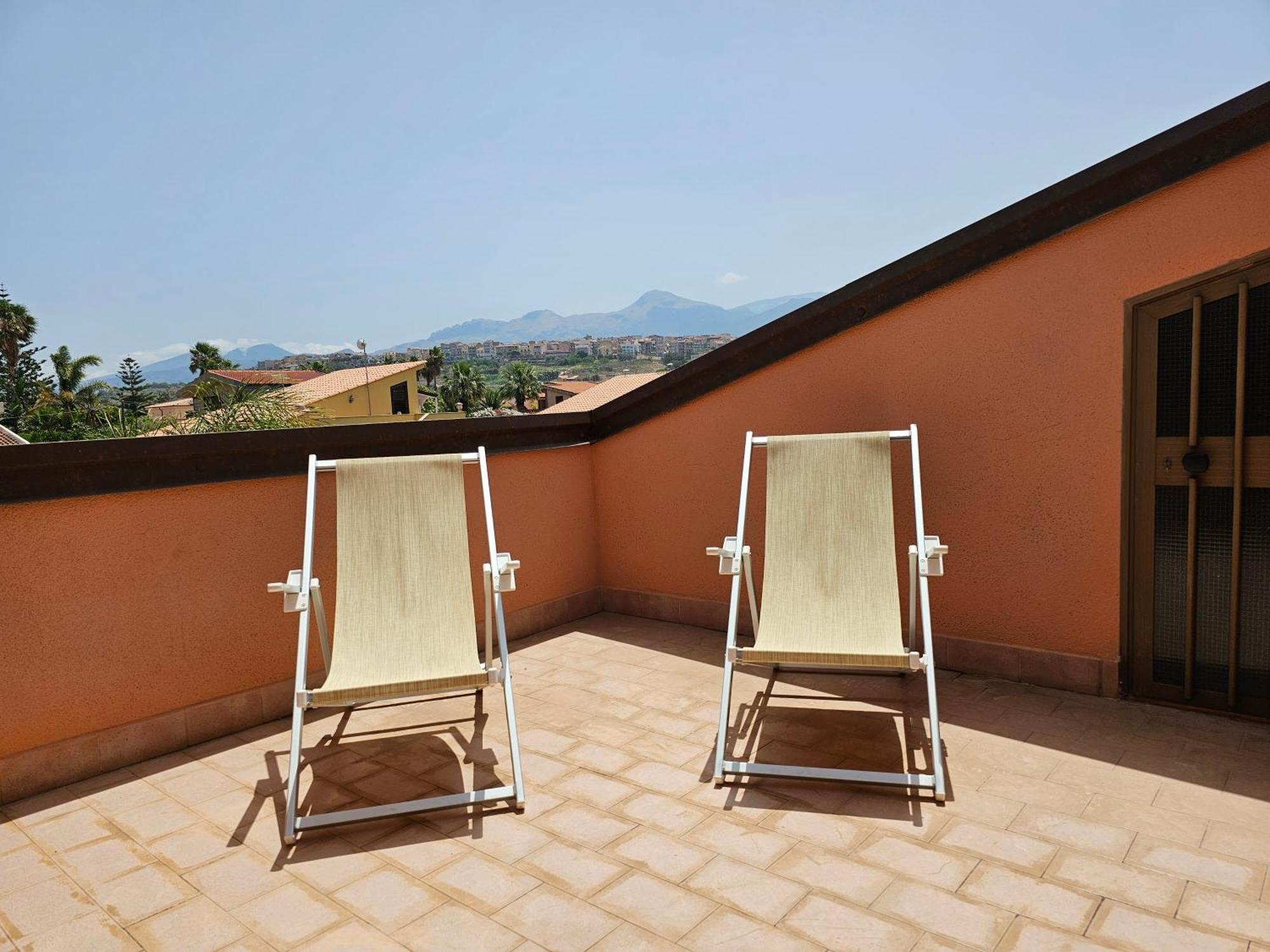 Costa Mediterranea Holiday Homes Campofelice Di Roccella Ruang foto