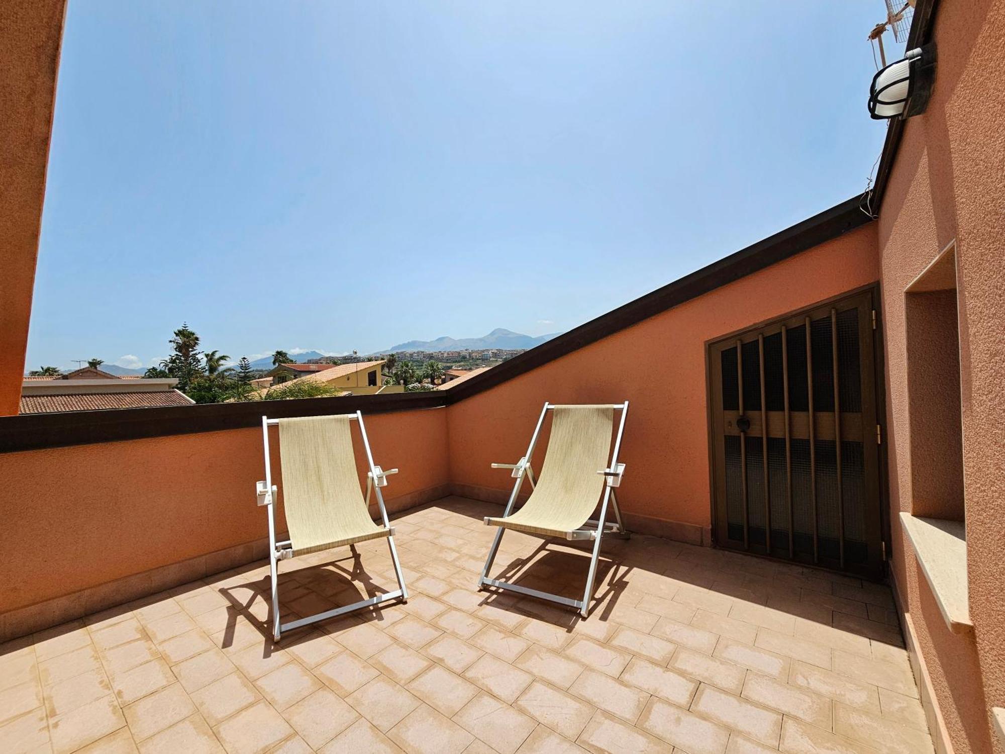 Costa Mediterranea Holiday Homes Campofelice Di Roccella Ruang foto