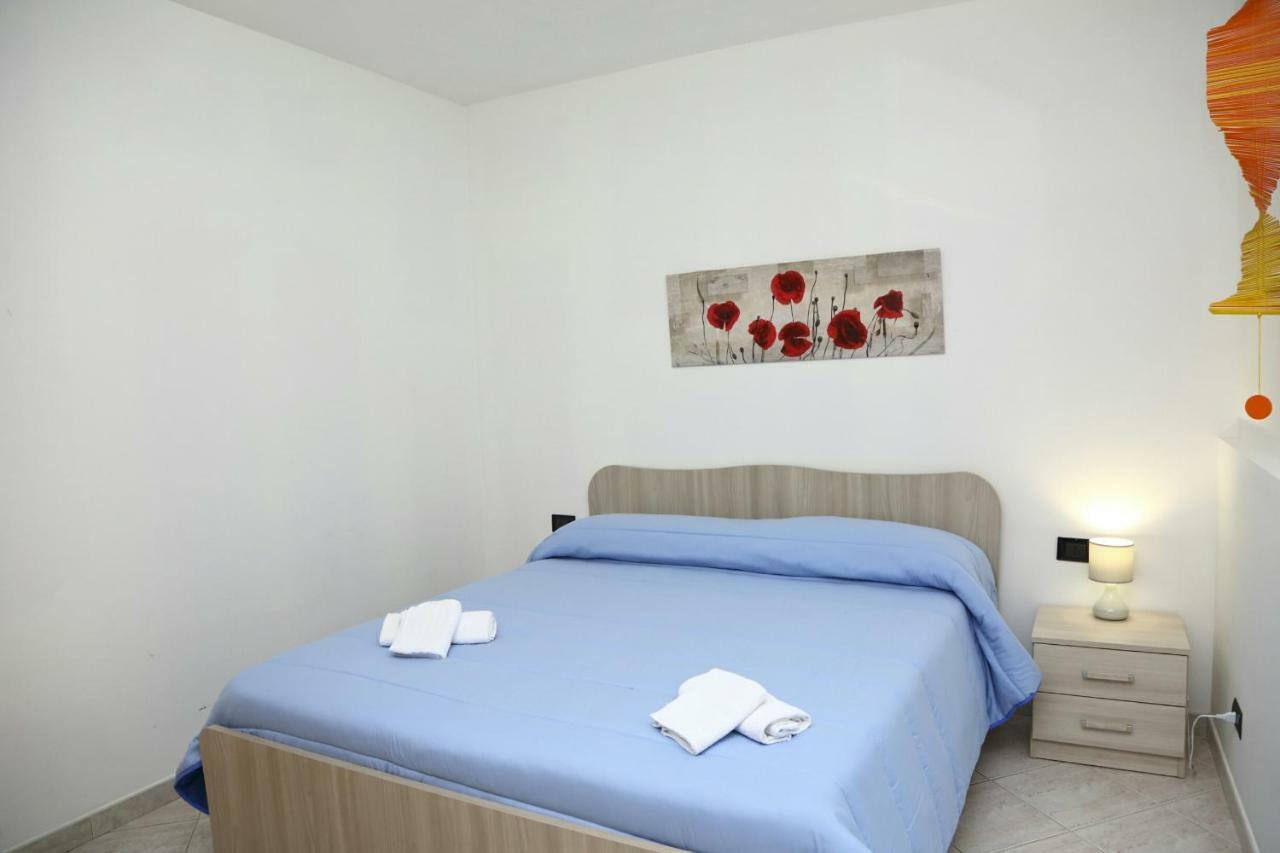 Costa Mediterranea Holiday Homes Campofelice Di Roccella Bagian luar foto
